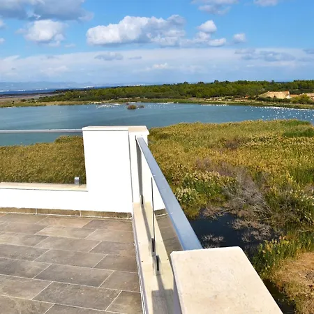 Panoramic Penthouse فاماغوستا