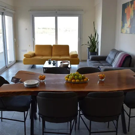 Panoramic Penthouse *